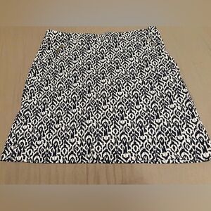 Rafaella Navy and White Patterned skort